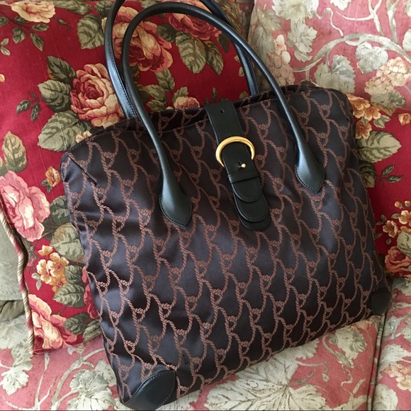 Roberta di Camerino Handbags - Roberta di Camerino Signature Tote